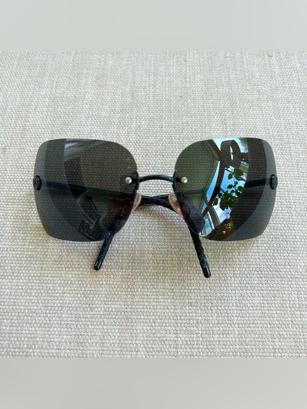 Authentic 90’s VINTAGE CHANEL Rimless Square Sunglasses in Black Gradient - Picture 7 of 15